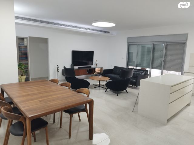 דירה, הראשונים 89, קרית חיים מזרחית, חיפה