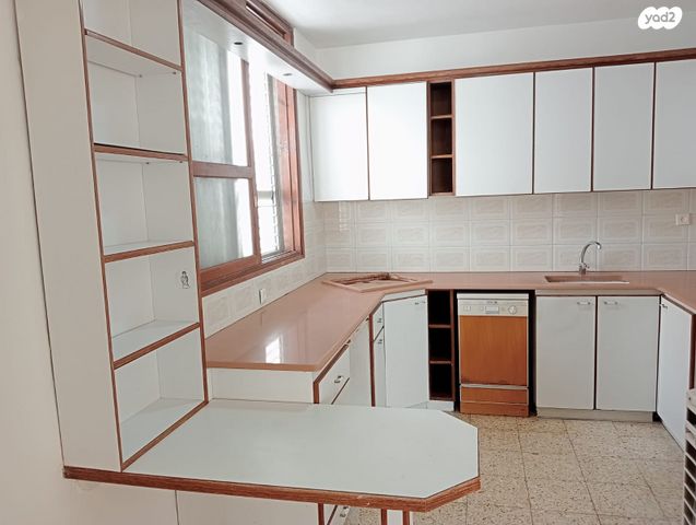 דירה, גד מכנס 8, המרכז השקט / מרכז העיר, פתח תקווה