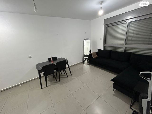 דירה, נצרים 23, נתיבות מערב, נתיבות