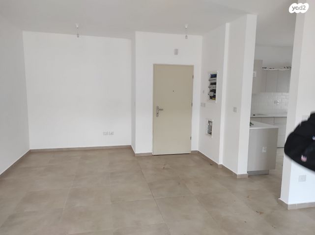 דירת גן, רבי מאיר מפרימישלן 38, עמנואל, עמנואל