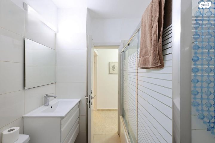 דירה, שברץ 22, לסטר/רבוצקי, רעננה