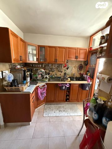 דירה, מבוא שמואל פינלס 24, פת, ירושלים