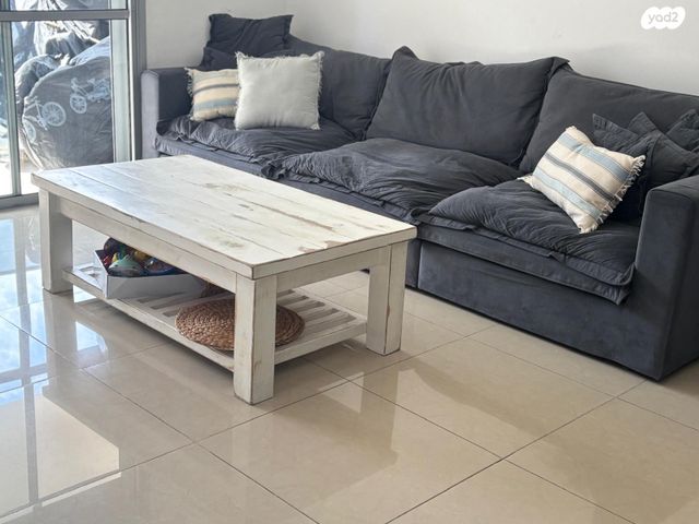 דירה, התורן 12, נאות רבין, יבנה