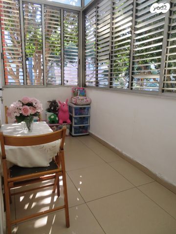 דירה, גאולה 9, גאולה, חיפה