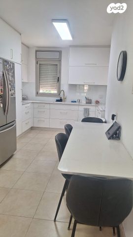 דירה, האבן 7, נופי סלע, מעלה אדומים