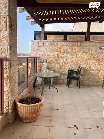 גג/ פנטהאוז, הרב יצחק נסים 39, חומת שמואל, הר חומה, ירושלים