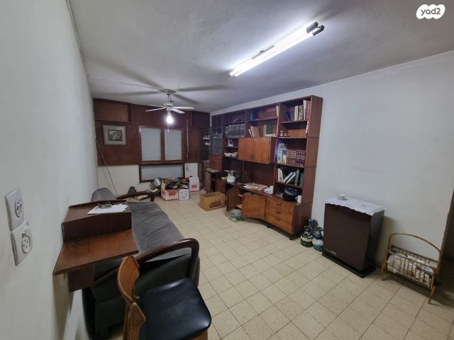 דירה, דוד המלך 5, קרית ארבע, קרית ארבע