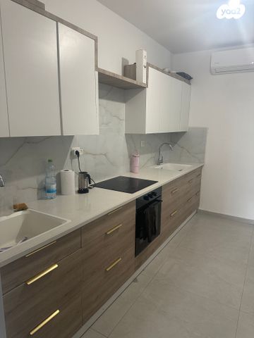 דירה, שדרות איינשטיין 11, יסודות, בני ברק