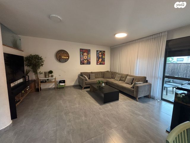 בית פרטי/ קוטג', קטלב 21, גדרה הצעירה, גדרה