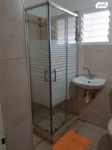 דירה, העלייה השנייה 21, בת גלים, חיפה