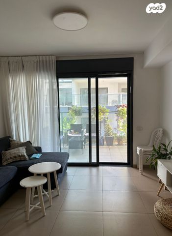 דירה, מולדת 4, מגדיאל, הוד השרון