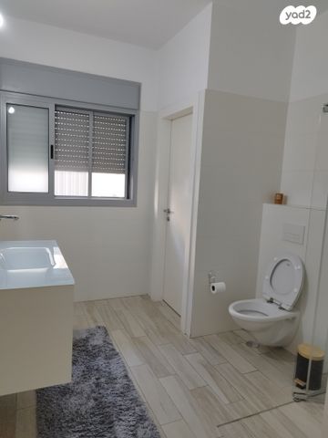 דירה, הראשונים 89, קרית חיים מזרחית, חיפה