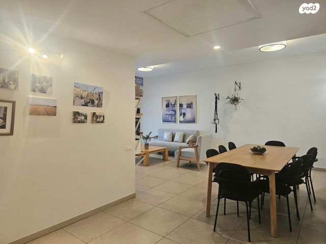 דירה, שדרות בן צבי 118, אגמים, נתניה