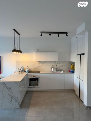 דירה, הכלנית 40, רובע ח', אשדוד