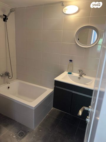 דירה, א.י. שחראי 18, בית וגן, ירושלים