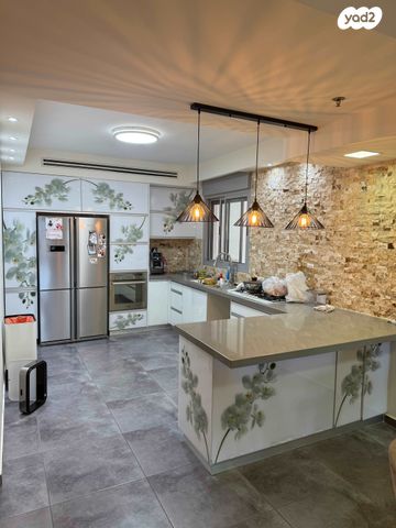 דירה, צה"ל 11, משכנות האומנים, קרית מוצקין