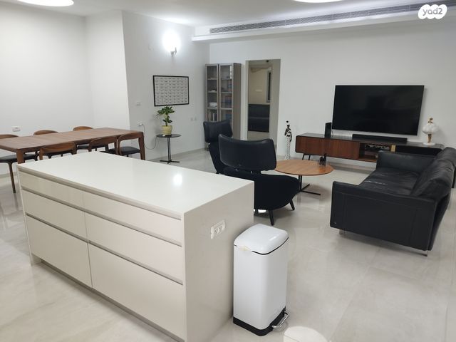 דירה, הראשונים 89, קרית חיים מזרחית, חיפה