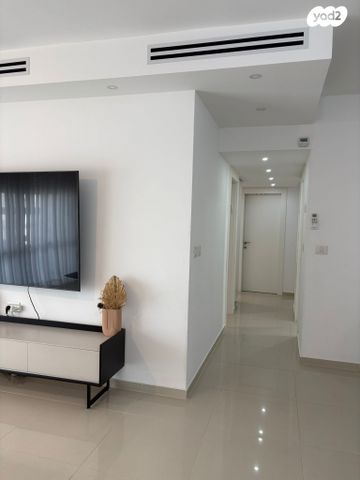 דירה, שדרות עמק חפר 22, שקמים ואגמים, אשקלון