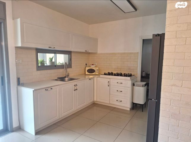 דירה, שדרות הארבעה 8, מרכז העיר, בית שאן