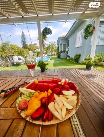 בית פרטי/ קוטג', הדקל 1, צוחר, צוחר