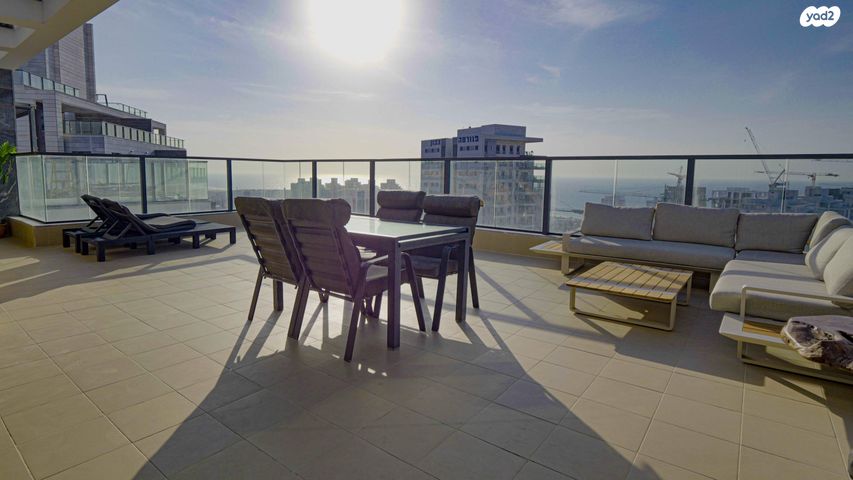 גג/ פנטהאוז, יפה ירקוני 7, דרום חדש, פארק הים, בת ים