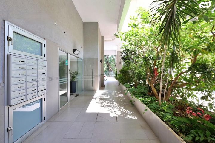 דירה, שברץ 22, לסטר/רבוצקי, רעננה