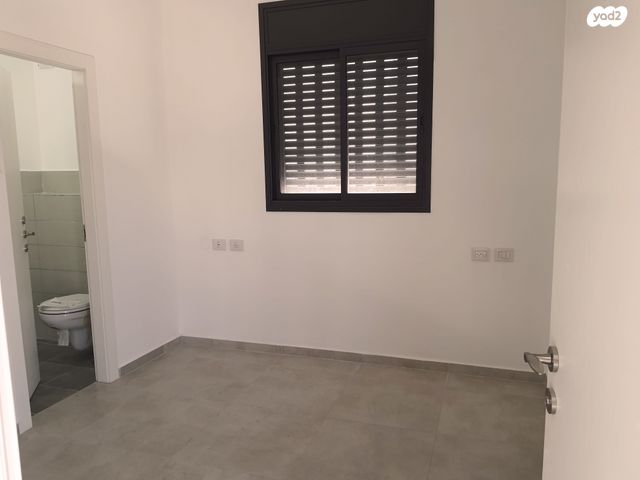 דירה, בועז 4, שכונת הראשונים, רמת גן