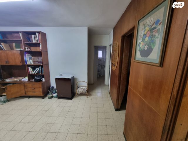 דירה, דוד המלך 5, קרית ארבע, קרית ארבע