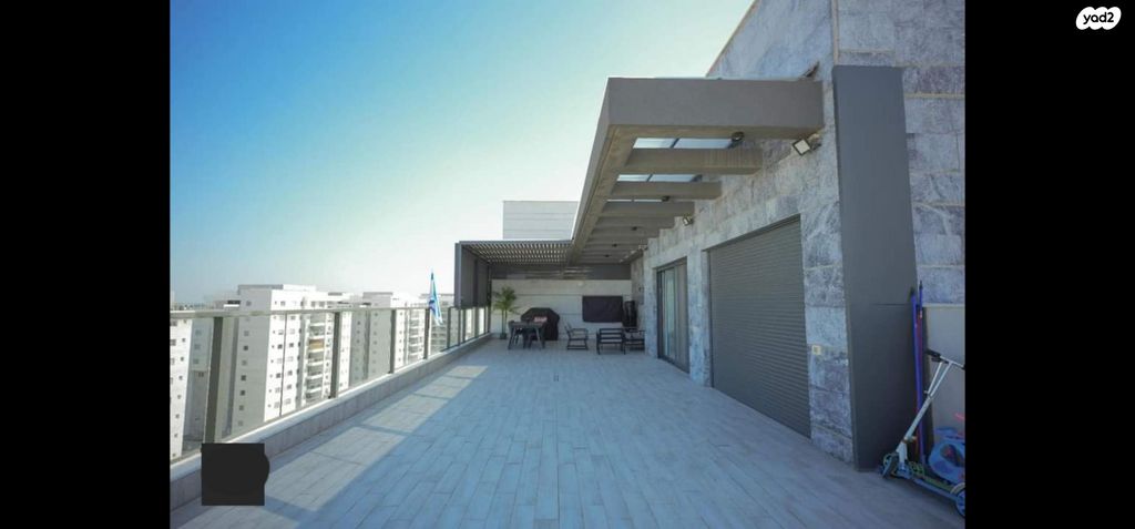 גג/ פנטהאוז, יצחק שמיר 9, נווה שרון / שער העיר, נתיבות