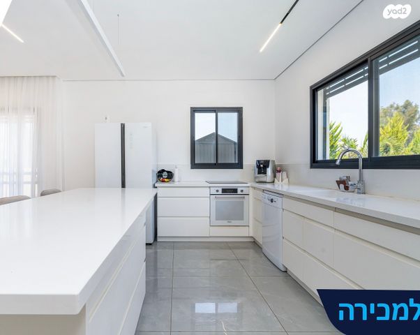 בית פרטי/ קוטג', הגאון 1, עמידר, פרדס חנה כרכור