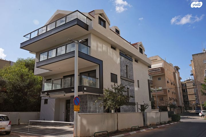 יהודה רגוניס 2