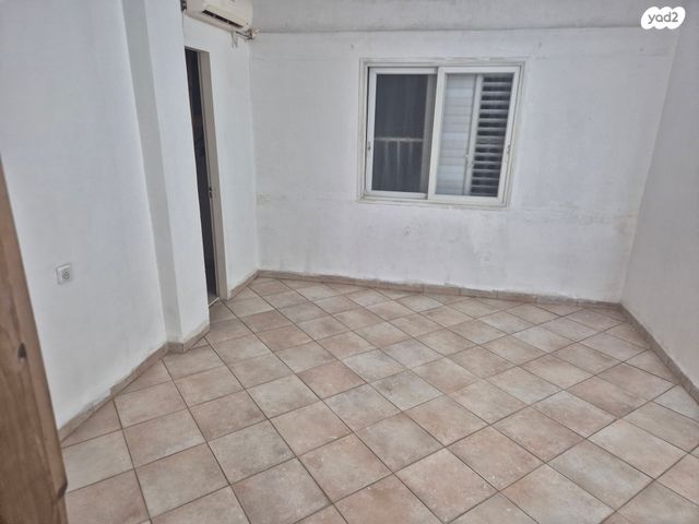 דירה, שז"ר 11, שיכון ד, טבריה