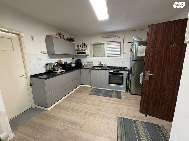 דירה, הרקפת 13, עיר גנים, ירושלים