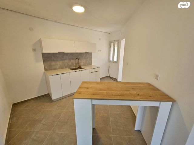 עתניאל בן קנז 9