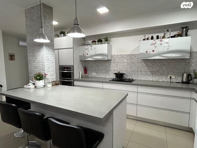 דירת גן, שמאי 30, אלעד, אלעד