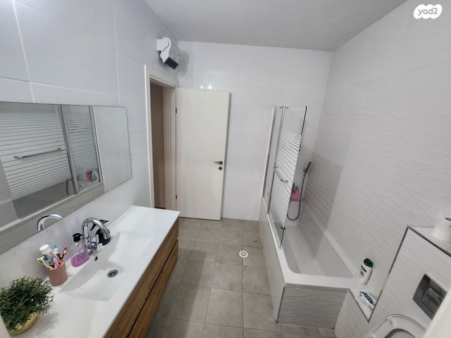 דירה, רחבעם זאבי 17, רמות הרכס, באר שבע