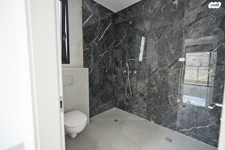 דירה, יהודה רגוניס 2, רמב"ם, ראשון לציון