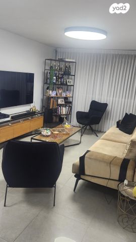 דירה, קרן היסוד 36, רובע ד', אשדוד