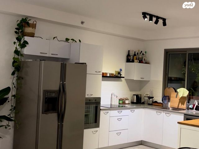 דירה, מלחמת ששת הימים 6, מרכז העיר, חדרה