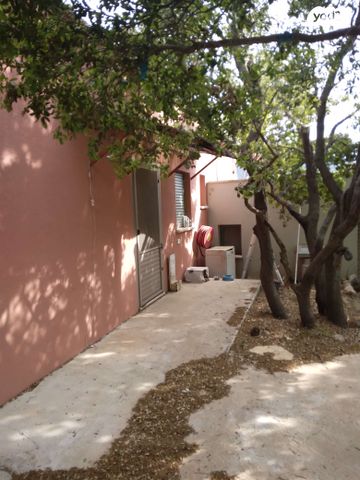 יחידת דיור, צבעון, צבעון, צבעון