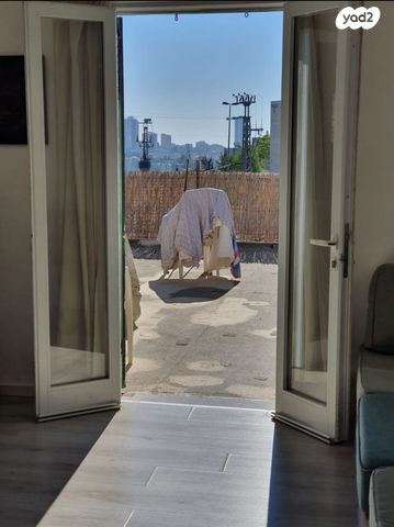 דירה, הרקפת 1, עיר גנים, ירושלים