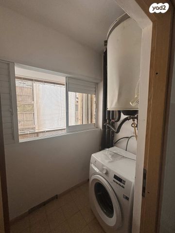 דירה, הרב זוארץ פריג'ה 16, נאות גנים, נתניה