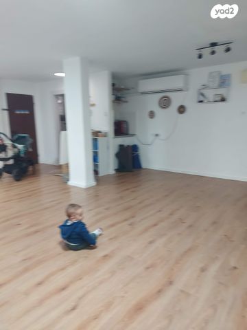 ז'בוטינסקי 44