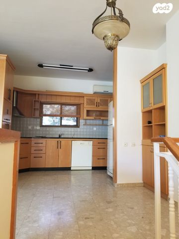 דופלקס, אלישבע קפלן 19, קרית חיים מזרחית, חיפה