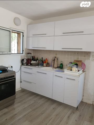 דירה, הרקפת 1, עיר גנים, ירושלים