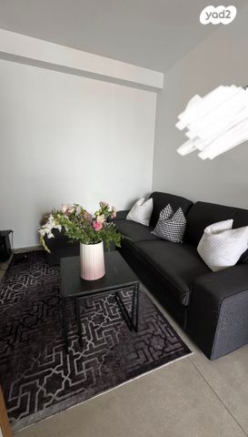 דירה, עין דור 11, שער פלמר, תחנת רכבת השמונה, חיפה