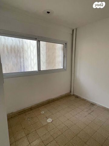 דירה, ישראל רוקח 15, שכונה י"א, באר שבע