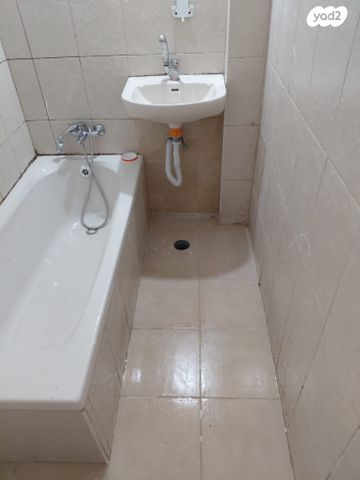 גיורא יוספטל 5