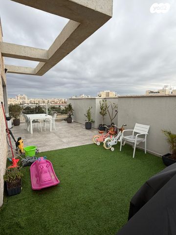 גג/ פנטהאוז, ישראל שוחט 31, נווה זאב, נאות אילן, באר שבע