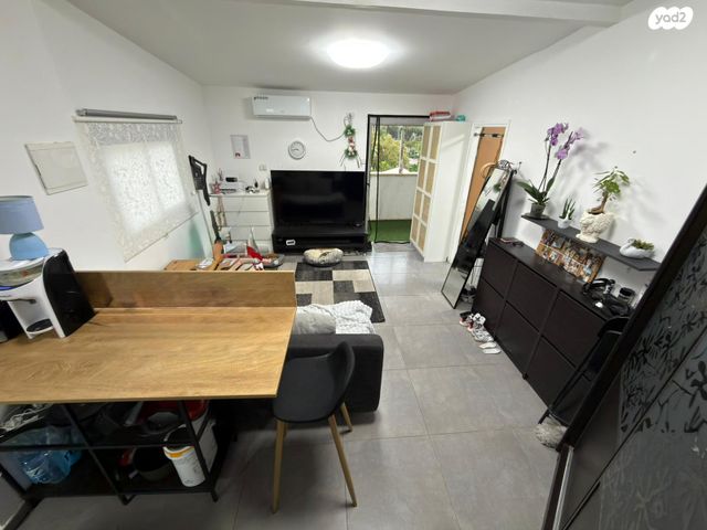 יחידת דיור, עין גב 8, קרית גנים, ראשון לציון